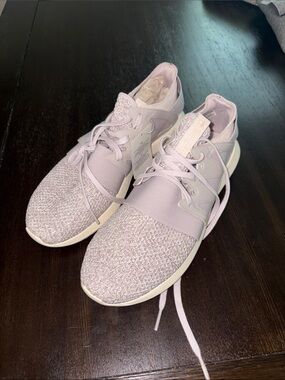 Adidas Originals Tubular Women’s Pastel Lavender Knit Athletic Sneakers